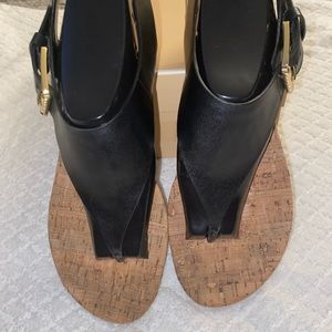 Michael Kors Black Thong sandal size 91/2